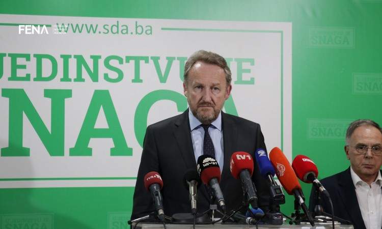 SDA: Sve češći i sve uporniji pokušaji stigmatizacije  Bošnjaka